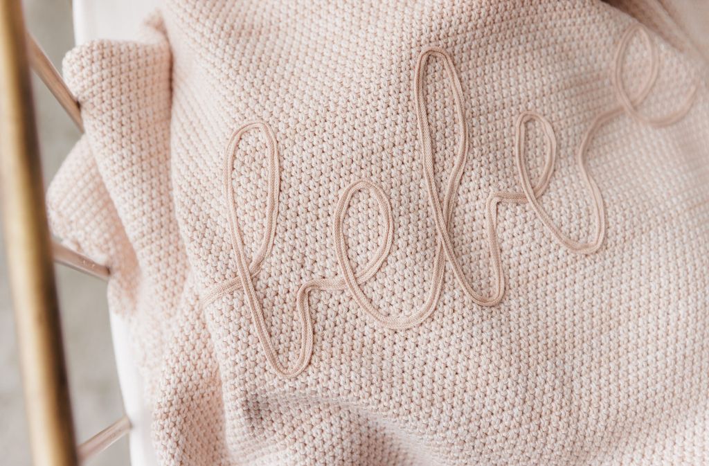 Scalloped Blanket Ribbon Stitching