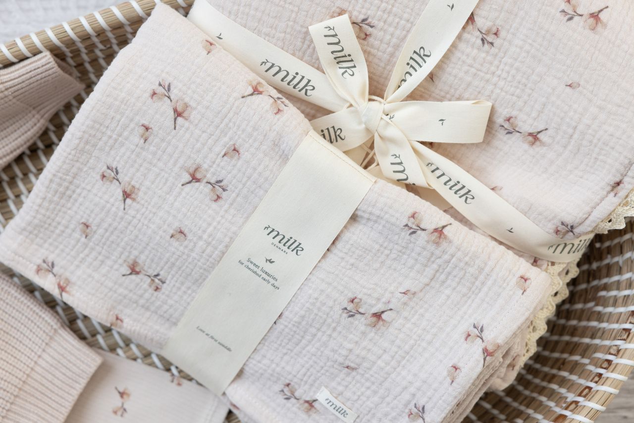 Muslin Swaddles Blossom Oat