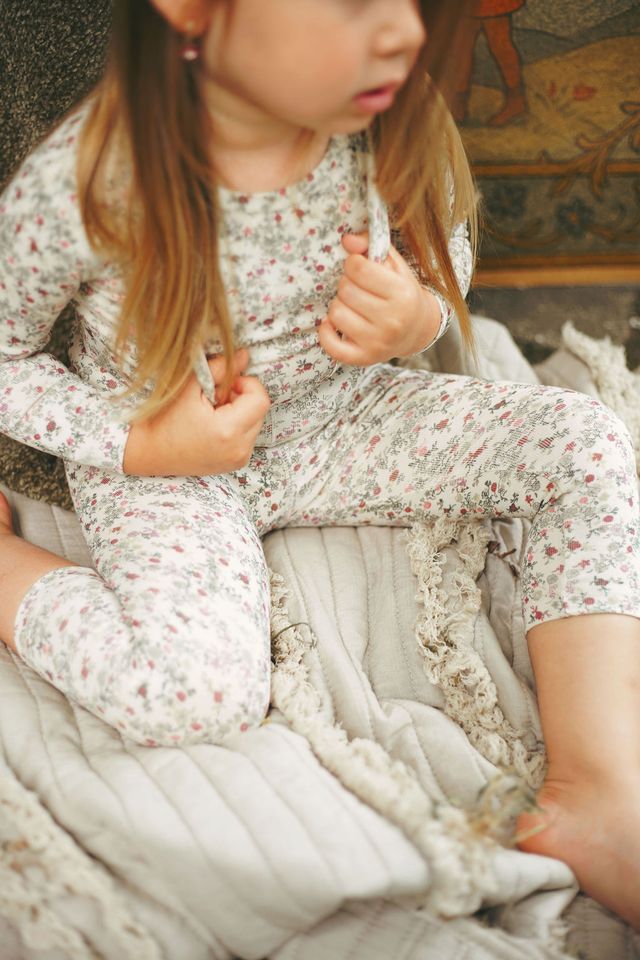 Circle Floral Suspender Set