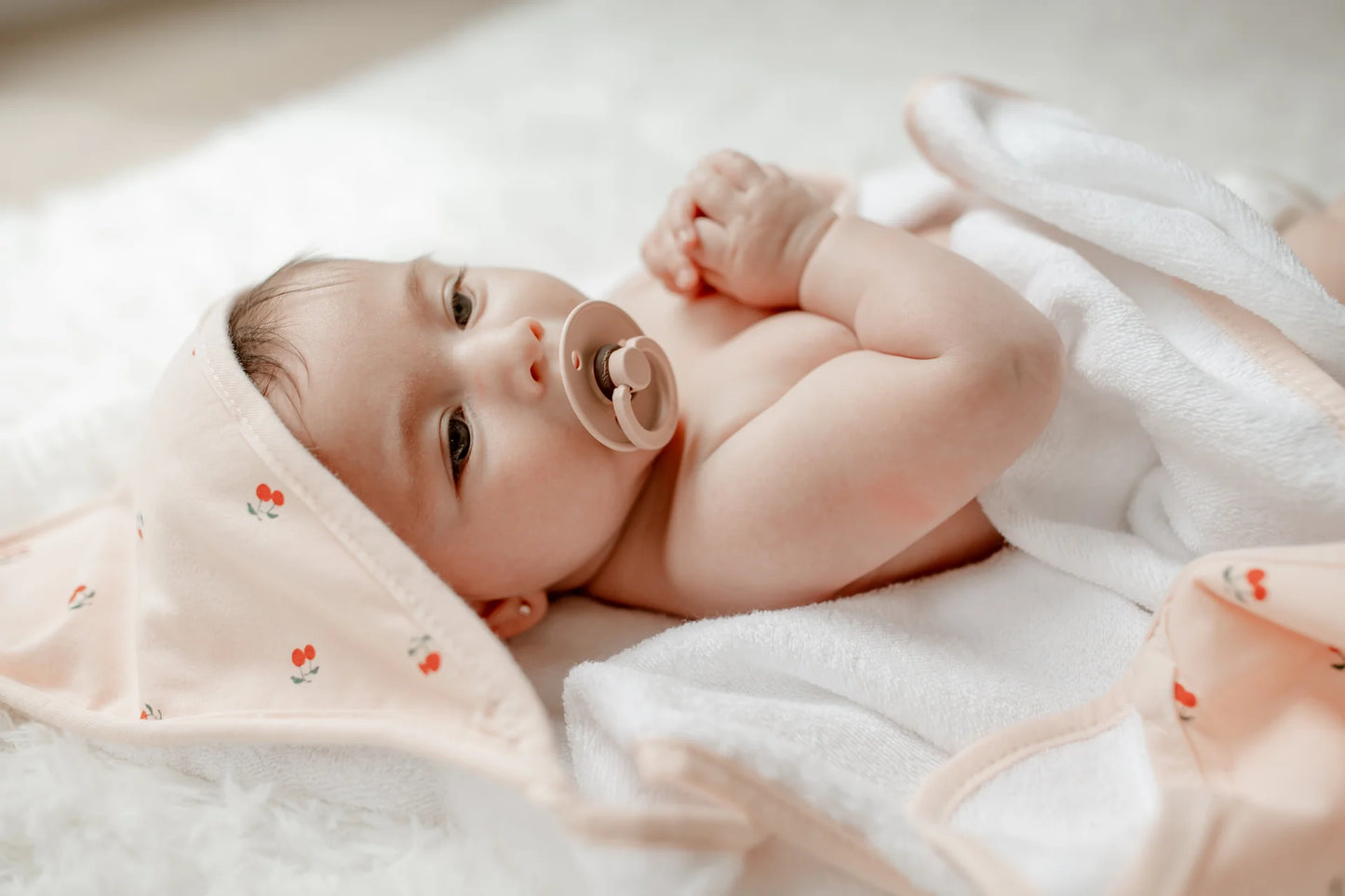 Printed Hooded Towel and Washcloth Set -Red Cherry