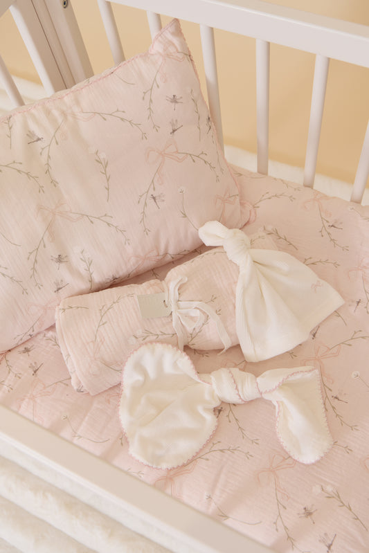 Flying Ribbons 4PC Crib Set