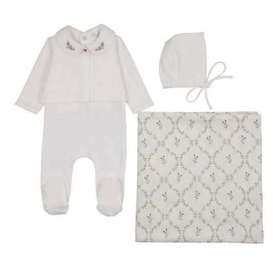 Layette Set 4 Pc Embroidered Collar